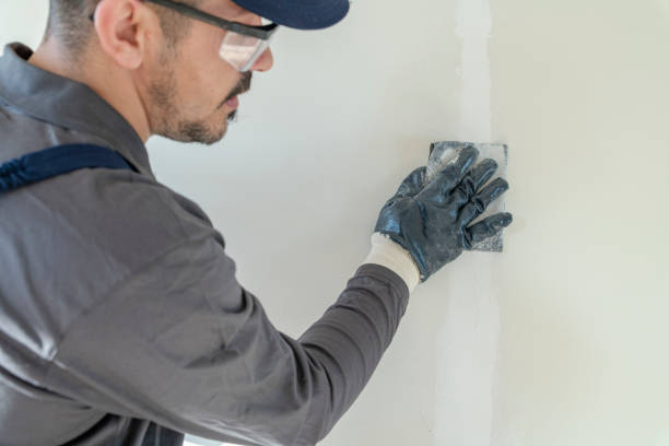 Best Water-Damaged Drywall Repair  in Parsons, TN